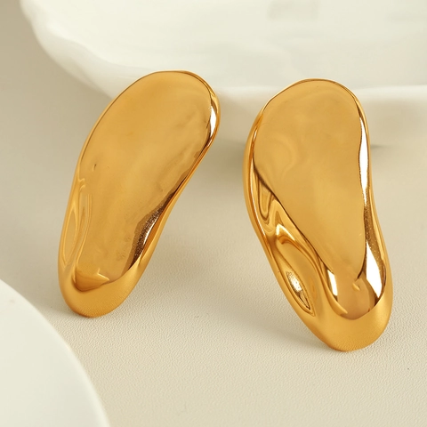 French Retro Gold Plated Stainless Steel Earrings Heart Leaf Textured Geometric Unique Design For Women