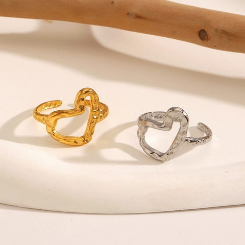 Anillo De Acero Inoxidable Forma Corazón Hueco Irregular Textura Martillada Ajustable Joyería Vintage Chic Para Mujer