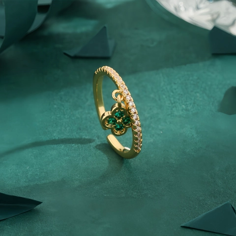 Copper Emerald Zircon Open Ring With Dangling Green Clover Pendant Gold Tone Dainty Adjustable Jewelry For Women
