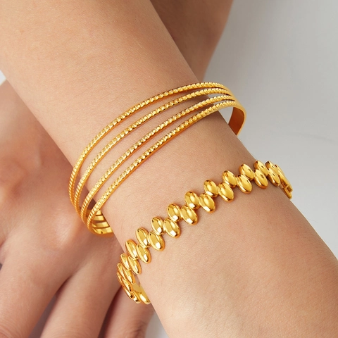 Damen Titanstahl Vergoldeter Offener Armreif Armband Minimalistisches Geometrisches Lagendesign Mode Schmuck Zubehör Geschenk