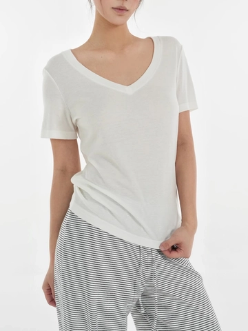 Women V Neck T-Shirt Short Sleeve Tencel Wool Blend Loose Fit Breathable Casual Elegant Minimalist Solid Color Top