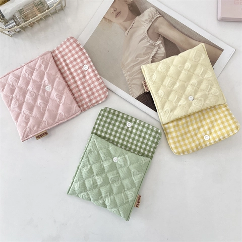 Sac De Rangement Pour Serviettes Hygiéniques Matelassé Jacquard Coeur Mini Pochette Maquillage Portable Avec Fermeture Bouton