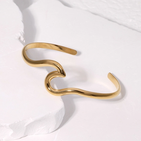 Bracciale Aperto In Acciaio Inossidabile Ondulato Bangle Geometrico Minimalista Gioielli Inalterabili Per Donna