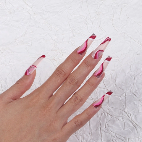 Lange Sarg ABS Press On Nägel Ballerina Künstliche Nägel Wellenwirbelmuster Silberglitzer Rosa Rot Nude Fingernägel