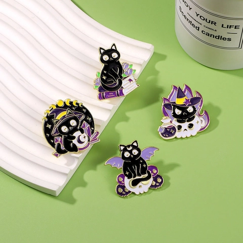 Ensemble de Pins en Émail Chat Magique Punk Gothique Chat Noir Crâne Livre Magique Chapeau de Sorcière Broche en Alliage Bijoux