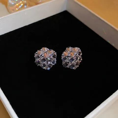 Stereoscopische Vierkante Zirkonia Oorknopjes Met 925 Sterling Zilveren Oorsteker Geometrische Magic Cube Stijl Vrouwen