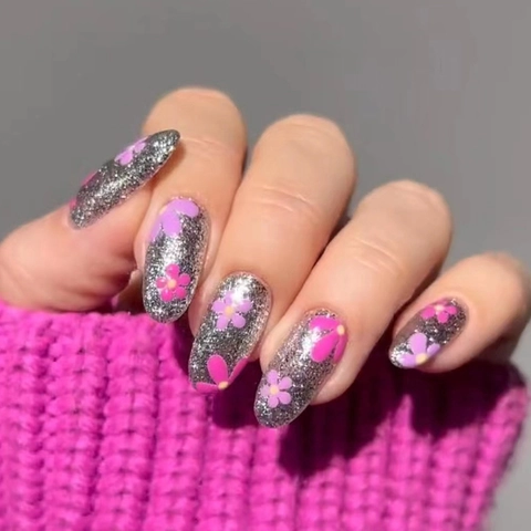 Silber Glitzer Aufdrücknägel Mandelform Rosa Und Violett Blumenmuster Künstliche Fingernägel Für Damen