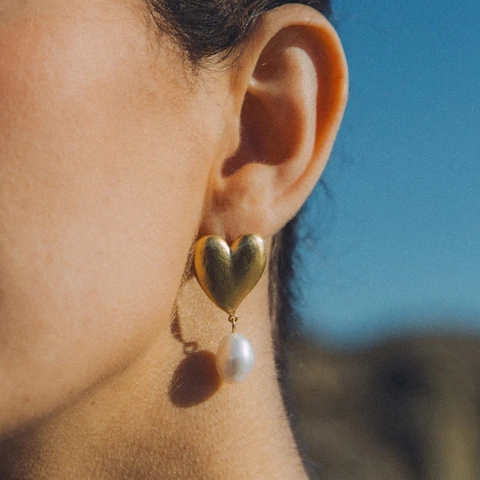 Heart Artificial Pearl Drop Earrings 18K Gold Plated Stainless Steel Artificial Pearl Jewelry For Women Elegant Ins Style