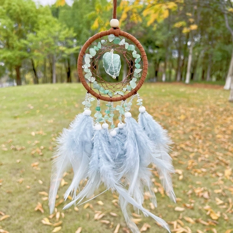 Handwoven Dreamcatcher Wall Hanging Natural Crystal Stone Feather Ornament Bohemian Style Home Decor Accent