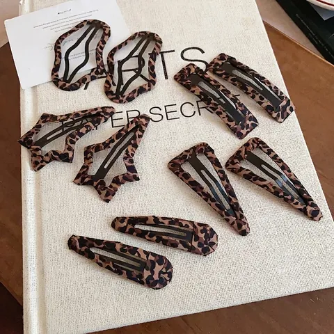 Retro Haarklammer Mit Leopardenmuster Geometrisch Dreieck Stern Stoff Umwickelt Legierung Schnappspange Haarschmuck