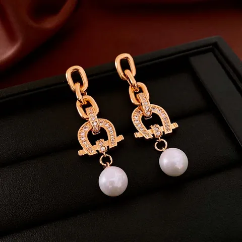 Pendientes Colgantes De Herradura Con Circones Y Perla Artificial Blanca Aleación Con Poste De Plata Estilo De Lujo Vintage Para Mujer