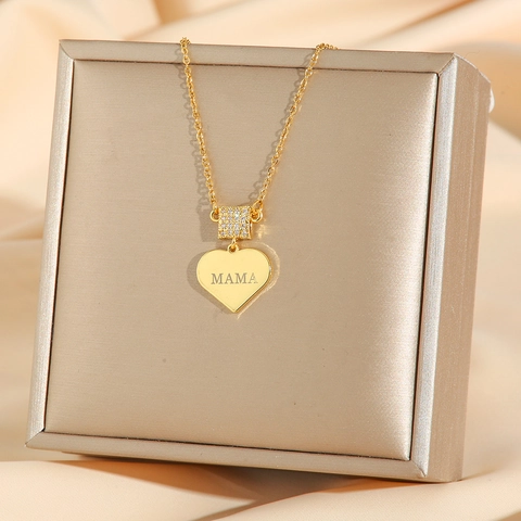 Hart Hanger Ketting Roestvrij Staal Verguld Met Zirconia MAMA Love Gegraveerd Voor Dames Moeder Cadeau