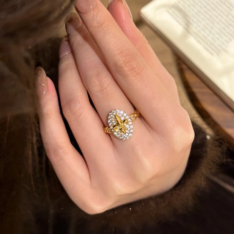 Vintage Fleur De Lis Schmuck Kupfer 18K Vergoldet Oval Zirkon Verstellbar Ring Halskette Für Frauen Französischer Stil