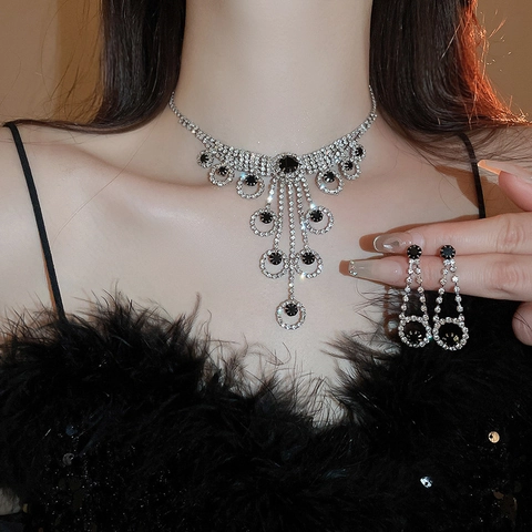 Collana E Orecchini In Lega Con Strass E Pietra Nera Cerchio Geometrico Nappina Stile Di Lusso Elegante Per Donne