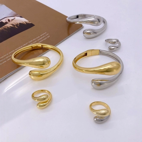 Set Anello Bracciale Rigido Aperto a Goccia in Rame Placcato Oro 18K Design Minimalista Oro Argento Bicolore Gioielli per Donna