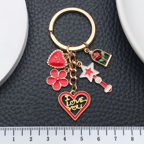 Portachiavi Romantico in Smalto Oro Rosso a Forma di Cuore Rosa Bacchetta Magica per Donna Carino Ciondolo a Forma di Fiore Rossetto Regalo di San Valentino