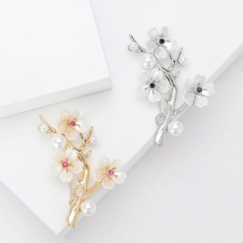 Broche De Rama De Flores De Aleación Con Perla Artificial Y Flor De Concha Alfiler Elegante Para Mujeres
