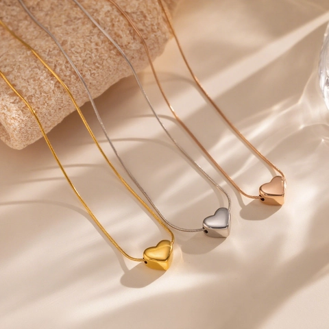 Collana Con Pendente A Cuore Acciaio Al Titanio Lucidato 3D Catena A Serpente Minimalista Per Donne