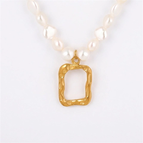 Baroque Freshwater Pearl Necklace With Stainless Steel Irregular Geometric Square Pendant French Retro Style For Women