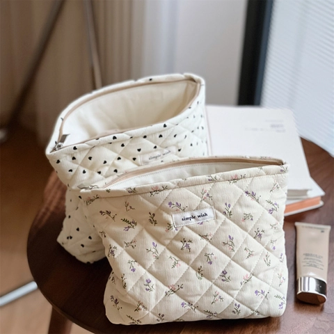 Gesteppte Kosmetiktasche Corduroy Blumen Herz Muster Reißverschluss Make-up Organizer Tasche Handtasche Damen