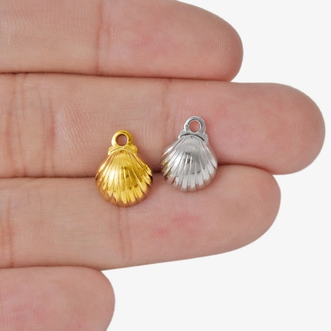 Ciondoli A Conchiglia In Acciaio Inossidabile Placcato Oro 18K Charms Per Creazione Gioielli Fai Da Te Tema Oceano