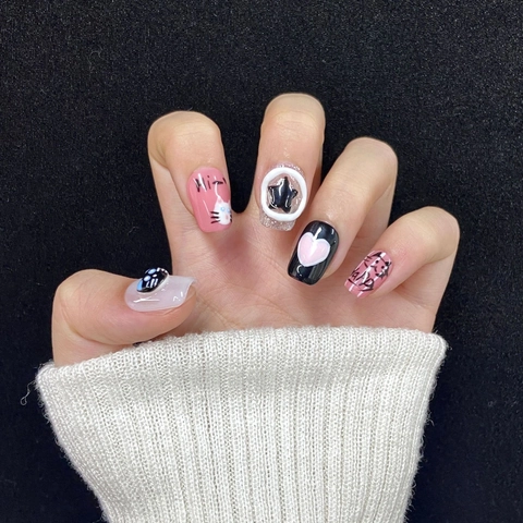 Handmade Dark Cat Pink Black Press On Nails With 3D Heart Star Resin Decor Cute Sweet Cool Style Short Coffin False Nails Kit