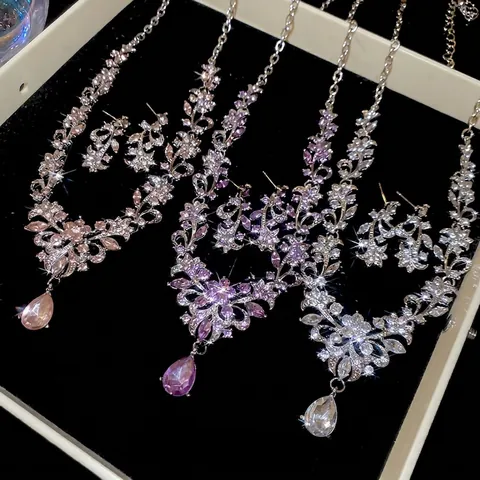 Elegant Flower Leaf Vine Necklace And Earrings Rhinestone Water Drop Pendant Jewelry For Women Sparkling Accessory