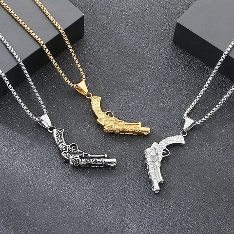 Pendente In Acciaio Inossidabile A Forma Di Pistola Retro Punk Revolver Inciso Stile Militare Gioielli Hip Hop Uomo