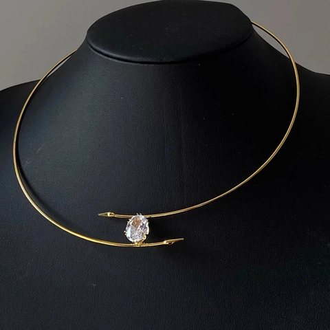 Minimalist Oval Zircon Copper Choker Necklace For Women Rigid Open Collar With Arrow Spike Ends Geometric Fashion Jewelry
