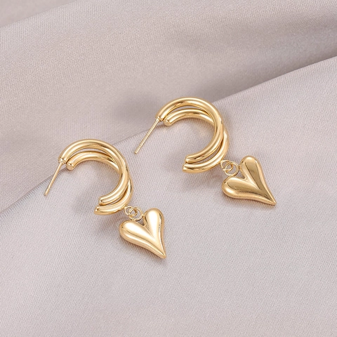 Orecchini A Cerchio A Forma Di C In Acciaio Inossidabile Con Pendente A Cuore 3D Gioielli Eleganti Da Donna