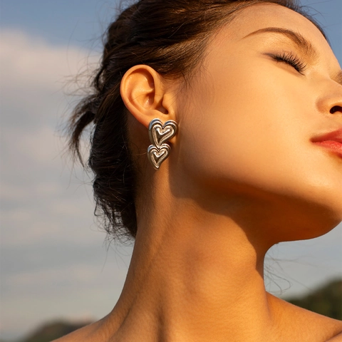 Orecchini Pendenti A Cuore Acciaio Inossidabile Placcato Oro Texture Martello Liquido Gioielli Eleganti Per Donne