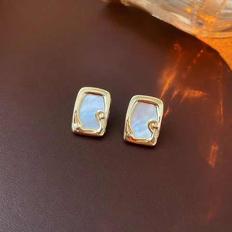 Copper Earrings Gold Plated With Silver Earring Post Artificial Pearl Zircon Flower Butterfly Vintage Luxury Style Jewelry For Women