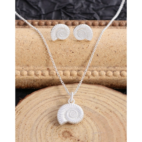 Boucles d'Oreilles Clous Escargot en Argent Sterling 925 Design Original Minimaliste Boucles d'Oreilles Spirale Coquille de Nautile pour Femmes Bijoux