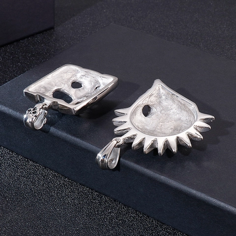 Retro Skull Head Pendant Men Stainless Steel Punk Gothic Hip Hop Rock Style Jewelry Charm Accessory Casting Craft