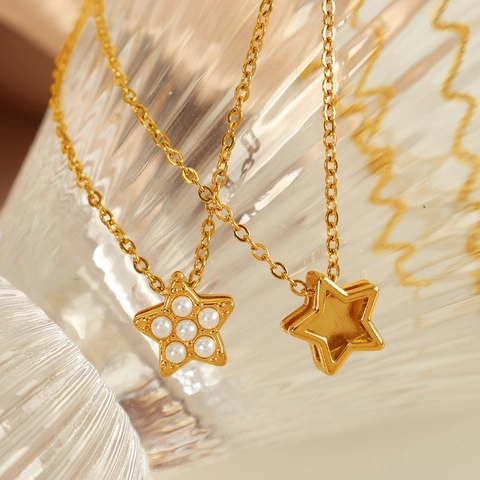 Collana Pendente Moda Acciaio Inossidabile Placcato Oro Con Perla Artificial Imitazione Trifoglio Cuore Croce Luna Stella Per Donne