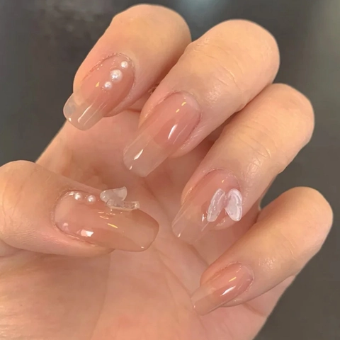 Butterfly Artificial Pearl Press On Nails Μακριά Τετράγωνα Νύχια Gradient Nude Κομψά Τεχνητά Νύχια Μανικιούρ