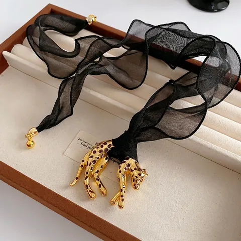 Collier Pendentif Léopard Panthère Dorée Alliage Ruban Maille Longue Chaîne Pull Style Maillard Rétro Bijoux Femmes