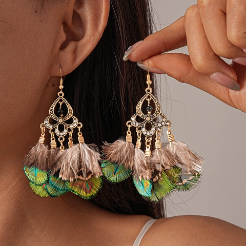 Bohemian Peacock Feather Dangle Earrings Alloy Hollow Rhinestone Ethnic Retro Style Jewelry For Women