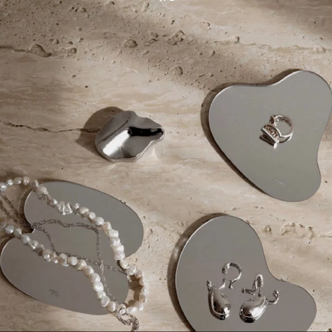 Sottobicchiere A Specchio In Acrilico Irregolare Vassoio Decorativo Per Accessori Fotografici E Esposizione Di Gioielli