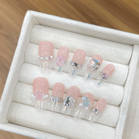 Handmade Long Coffin Press On Nails Pink Gradient With 3D Bow Heart Rhinestone Artificial Pearl Decor Sweet Luxury Fake Nails