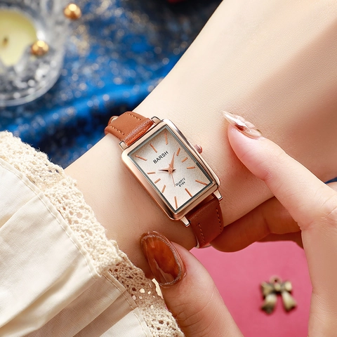 Women Rectangular Quartz Watch Vintage Leather Strap Alloy Case Rose Gold Elegant Minimalist Wristwatch For Ladies
