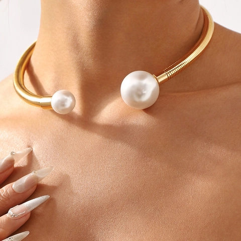 Minimalist Open Metal Choker Necklace With Faux Artificial Pearls Spiral Texture Adjustable Fashion Neck Collar For Women