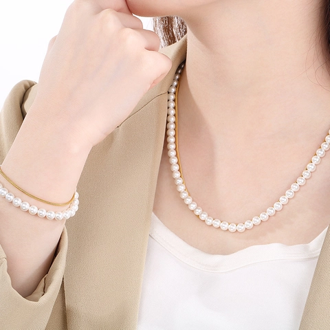 Collar Y Pulsera Superpuestos Con Cadena De Serpiente De Acero Inoxidable Y Perla Artificial De Concha Para Mujer Elegante