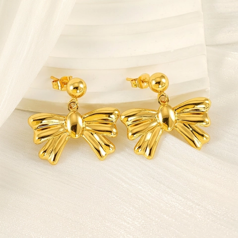 Strik Hangoorbellen 18K Verguld 304 Roestvrij Staal Elegante Sieraden Eenvoudige Stijl Voor Womans Mode Accessoire