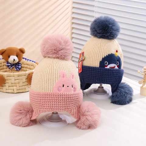 Cappello In Maglia Invernale Per Bambini Con Paraorecchie Acrilico Caldo Antivento Con Pompon E Motivo Animali