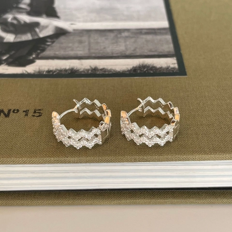 Orecchini A Lobo In Argento Sterling 925 Con Onde Increspate Con Micro Pavé Di Zirconi Bianchi Geometrici Moderni Per Donne
