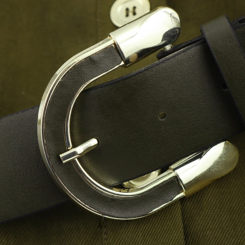 Overhemdjurk Militair Groen Korte Mouwen Reverskraag Knoopsluiting Met Riem Borstzakken Elegante Midi Jurk