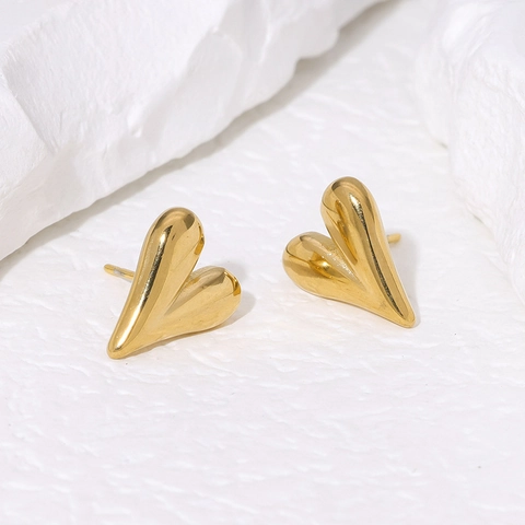 Minimalist Heart Shaped Stud Earrings Stainless Steel 18K Gold Plated Polished Geometric Fashion Jewelry For Women