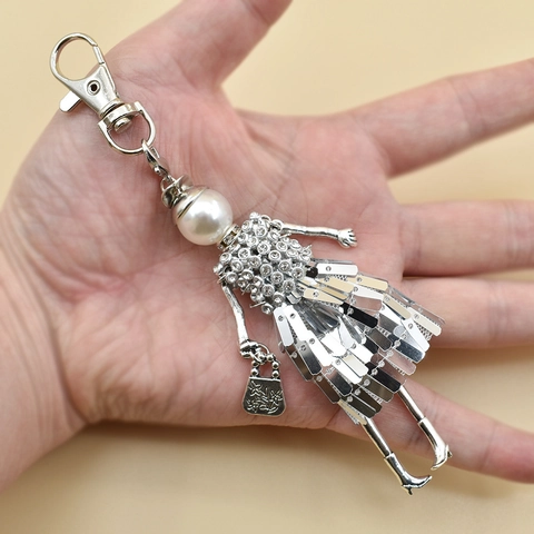 Fashion Doll Keychain Bag Charm Alloy Imitation Artificial Pearl Rhinestone Fabric Handmade Elegant Cartoon Figure For Women Girls