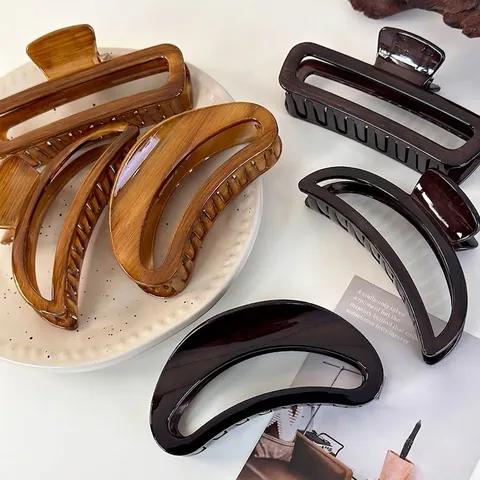 Vintage French Hollow Hair Claw Clips Large Rectangular Crescent Acrylic Wood Grain Pattern Strong Hold Hair Accessories
